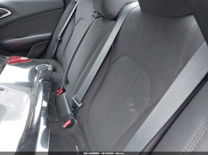 2015 Chrysler 200 Limited VIN: 1C3CCCABXFN704468 Lot: 43999761