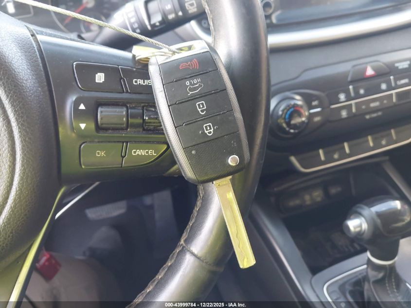 2018 Kia Sorento 2.4L Lx VIN: 5XYPG4A32JG339316 Lot: 43999784