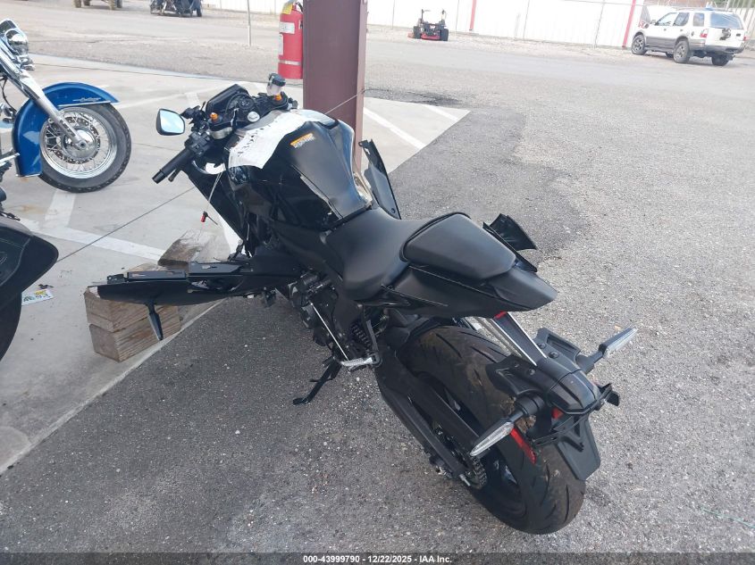 2025 Yamaha Yzfr7 VIN: JYARM38E2SA017243 Lot: 43999790