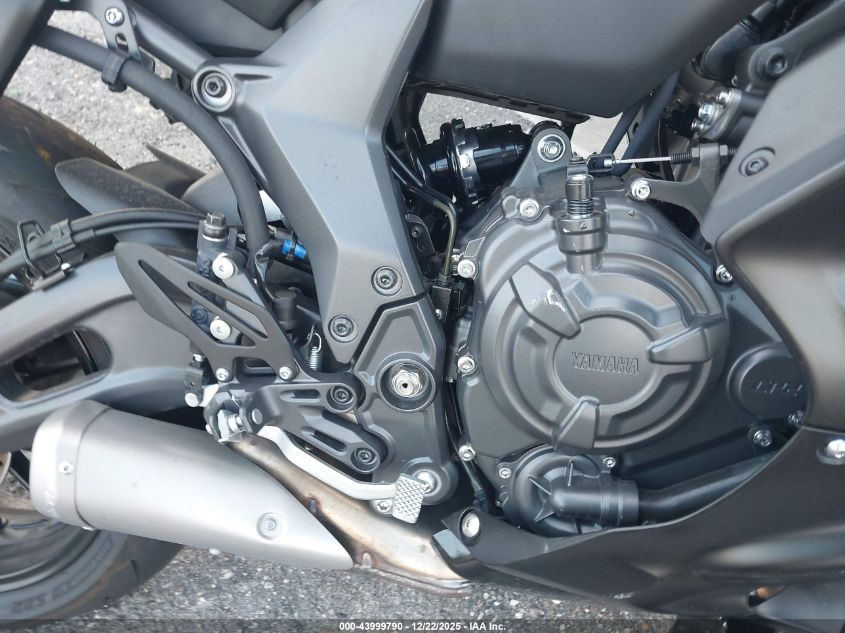 2025 Yamaha Yzfr7 VIN: JYARM38E2SA017243 Lot: 43999790
