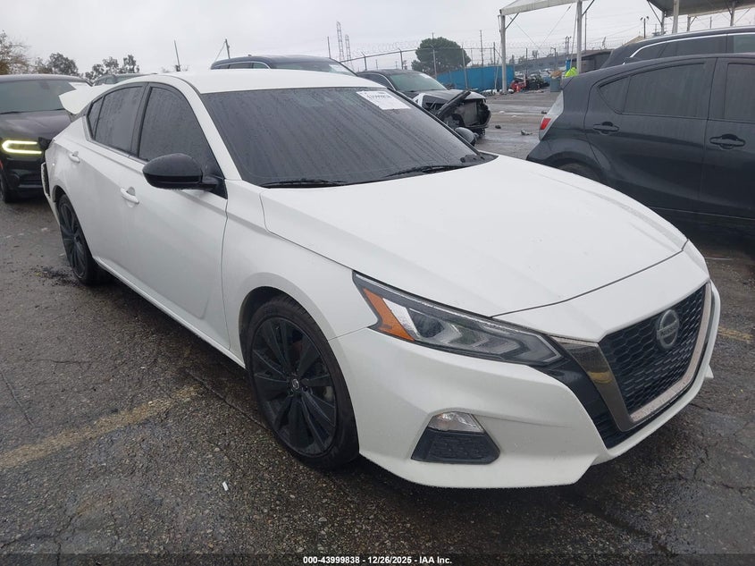 2022 Nissan Altima Sr Fwd