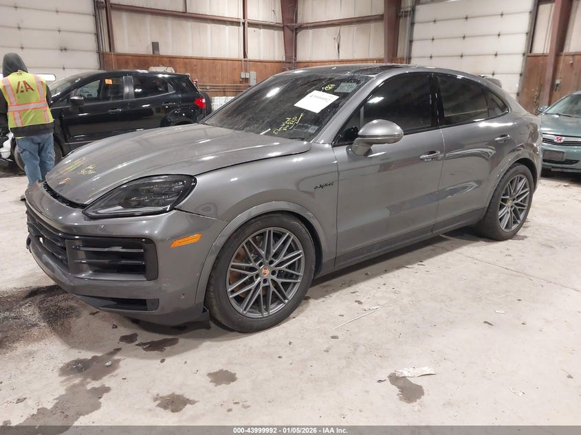 VIN WP1BE2AY3SDA37564 2025 PORSCHE CAYENNE E-HYBRID COUPE