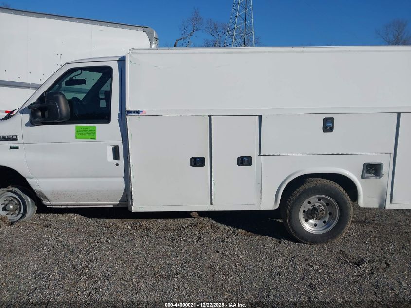 2019 Ford E-350 Cutaway VIN: 1FDWE3F65KDC18774 Lot: 44000021