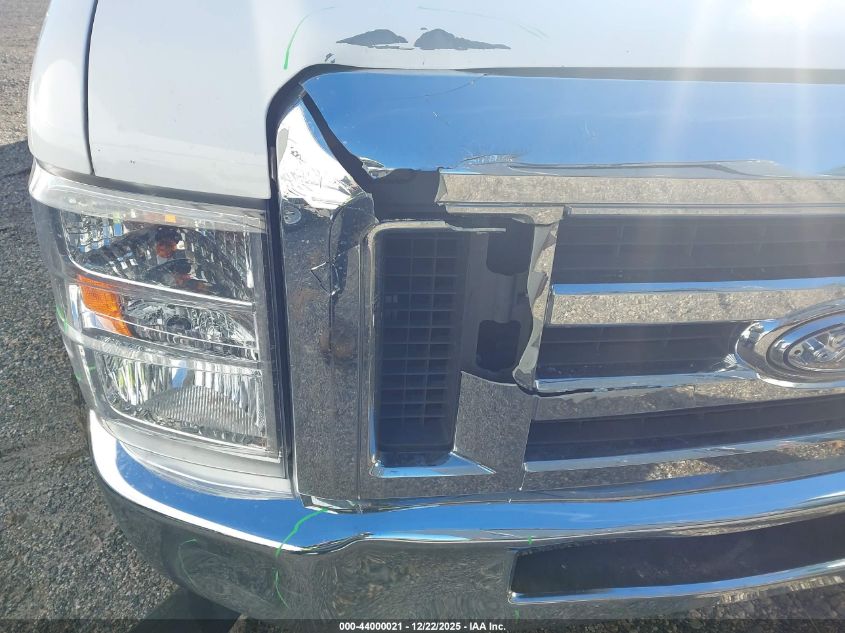 2019 Ford E-350 Cutaway VIN: 1FDWE3F65KDC18774 Lot: 44000021