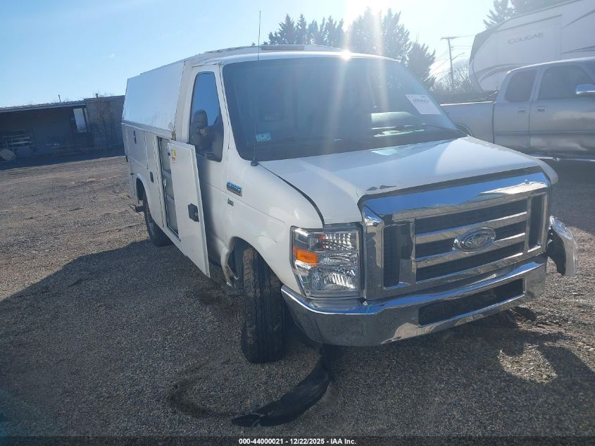 2019 Ford E-350 Cutaway VIN: 1FDWE3F65KDC18774 Lot: 44000021