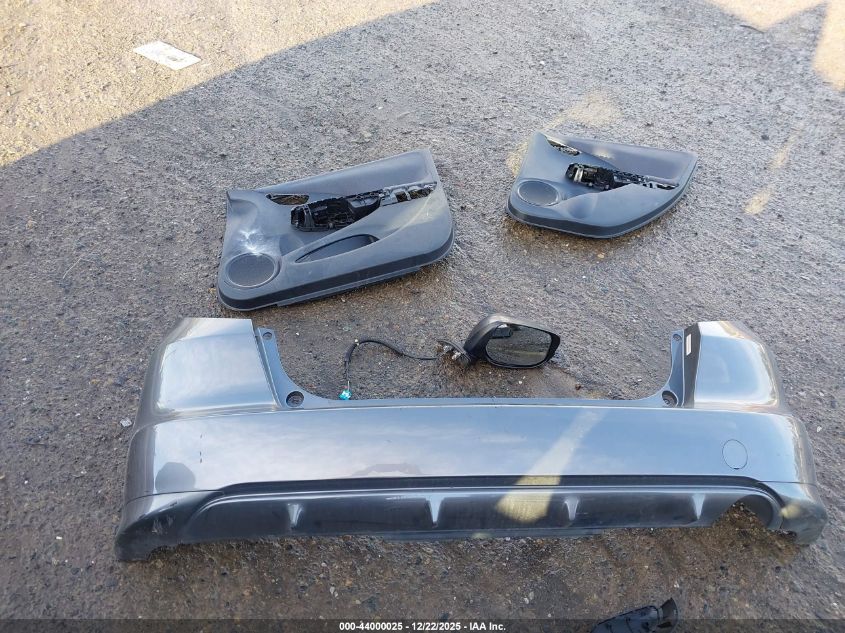 2013 Honda Fit VIN: JHMGE8H34DC040632 Lot: 44000025