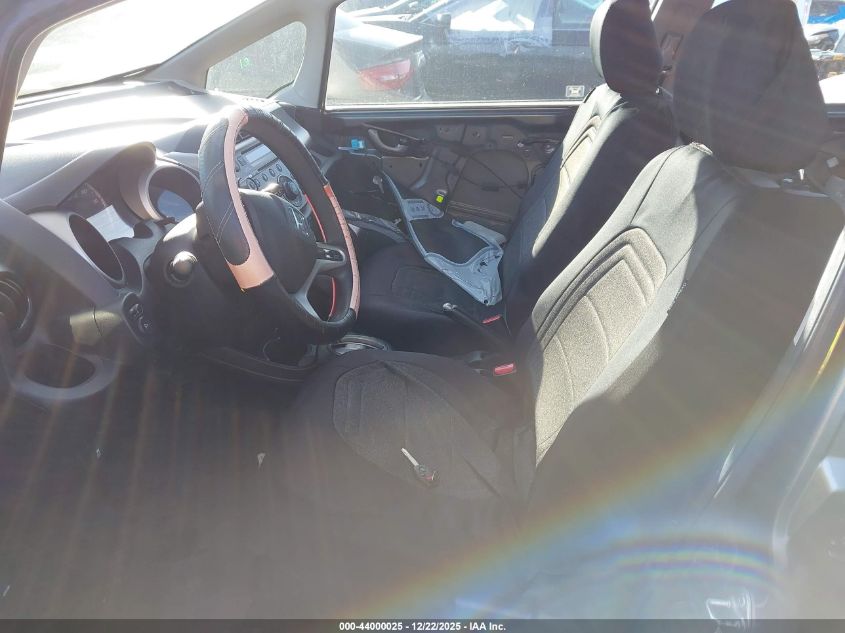 2013 Honda Fit VIN: JHMGE8H34DC040632 Lot: 44000025