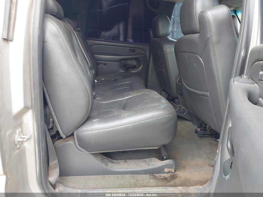 2005 Chevrolet Silverado 2500Hd Lt VIN: 1GCHK23245F875687 Lot: 44000034