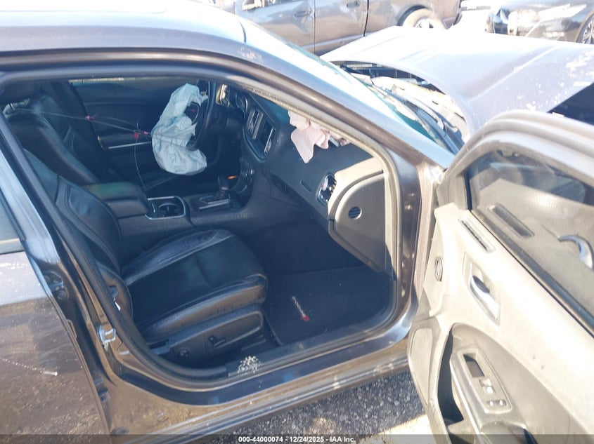 VIN 2C3CDXBG9LH207379 2020 DODGE CHARGER SXT RWD