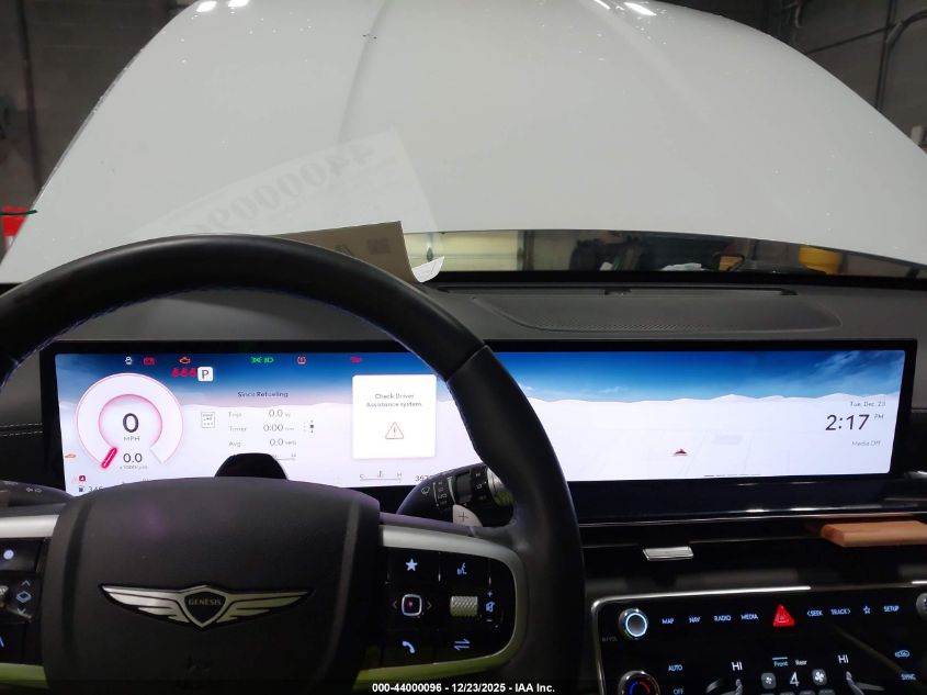 2025 Genesis GV80 - KMUHFESB3SU248409