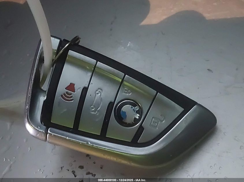 2021 BMW M5 - WBS83CH02MCH13319