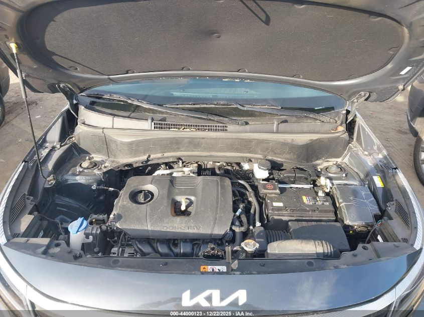 2025 Kia Seltos Ex VIN: KNDER2AA2S7716228 Lot: 44000123