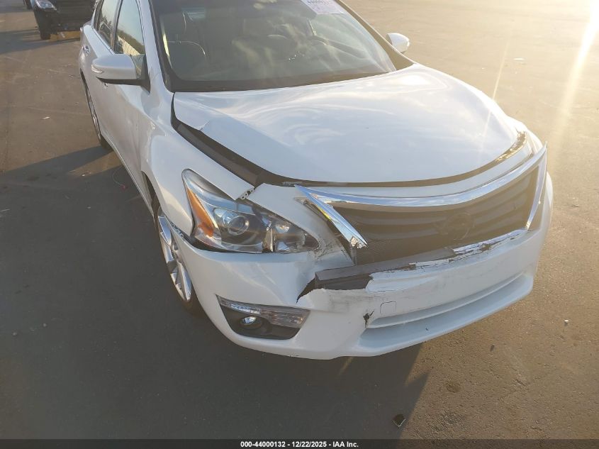 2015 Nissan Altima 2.5 Sl VIN: 1N4AL3AP4FN861093 Lot: 44000132