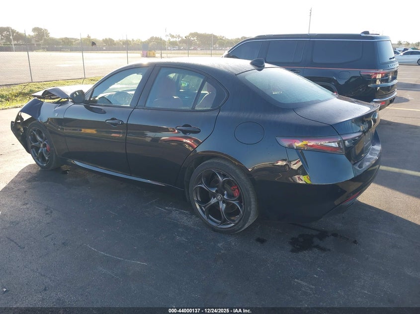 2024 Alfa Romeo Giulia Ti Rwd