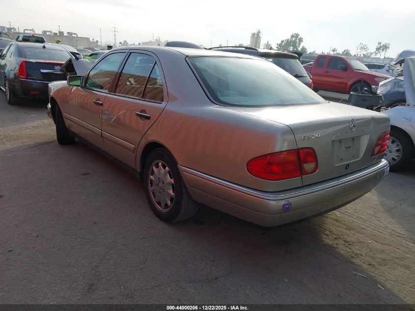1999 Mercedes-Benz E 320 VIN: WDBJF65H4XA882958 Lot: 44000206