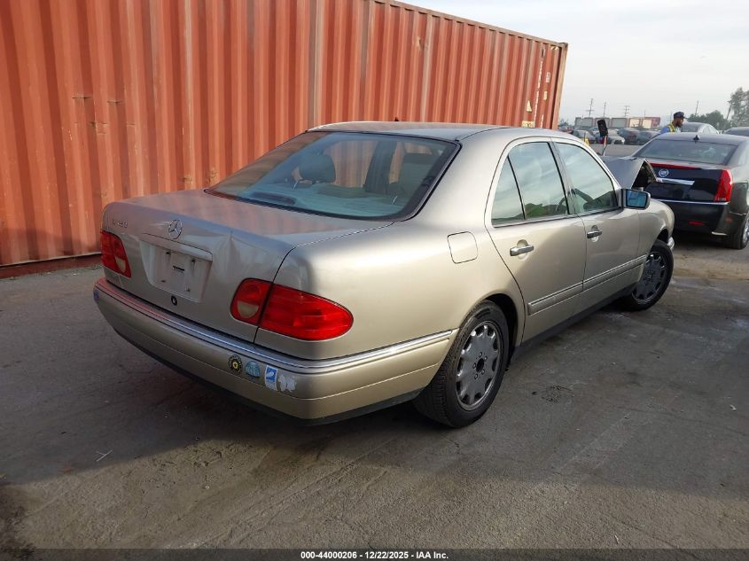 1999 Mercedes-Benz E 320 VIN: WDBJF65H4XA882958 Lot: 44000206