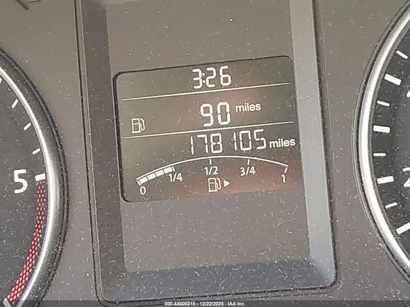 2013 Volkswagen Jetta 2.0L Tdi VIN: 3VW3L7AJ2DM270125 Lot: 44000215