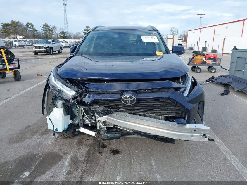 2025 Toyota Rav4 Hybrid Xle VIN: JTMRWRFV4SJ080333 Lot: 44000231