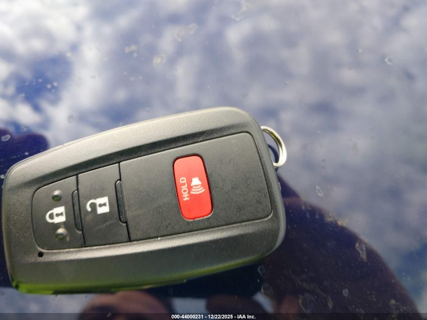 2025 Toyota Rav4 Hybrid Xle VIN: JTMRWRFV4SJ080333 Lot: 44000231