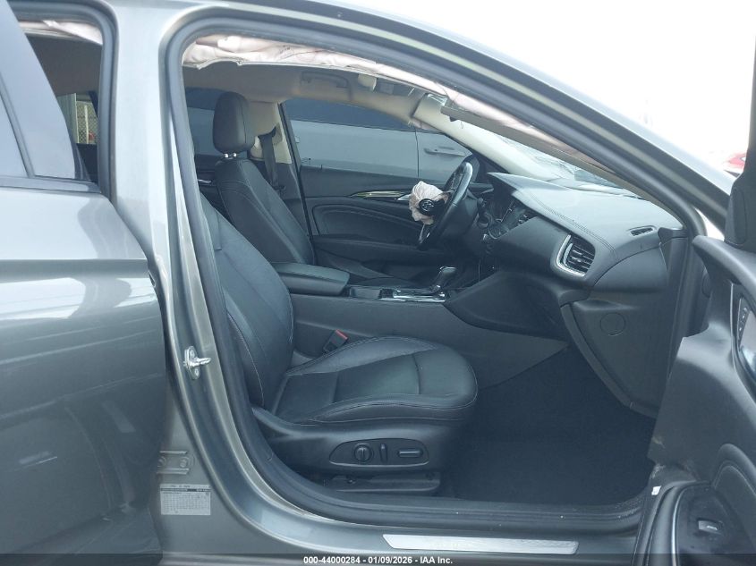 2018 Buick Regal Sportback Essence