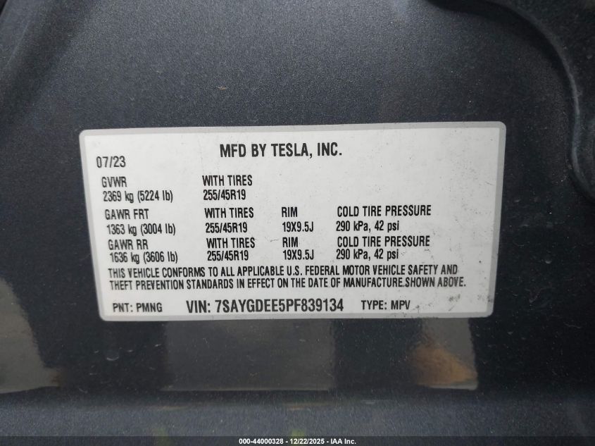 2023 Tesla Model Y Awd/Long Range Dual Motor All-Wheel Drive VIN: 7SAYGDEE5PF839134 Lot: 44000328