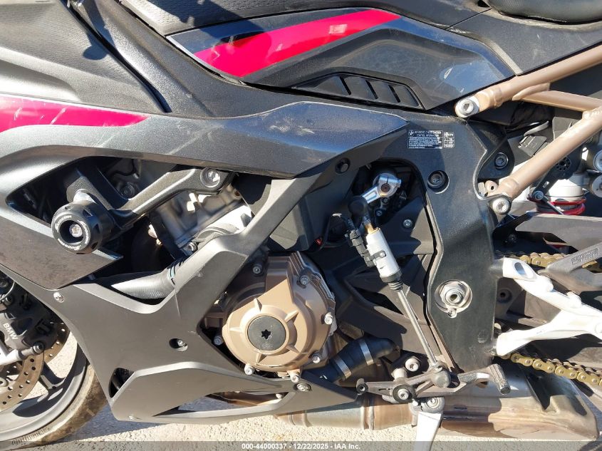 2022 BMW S 1000 Rr VIN: WB10E2301N6F88259 Lot: 44000337