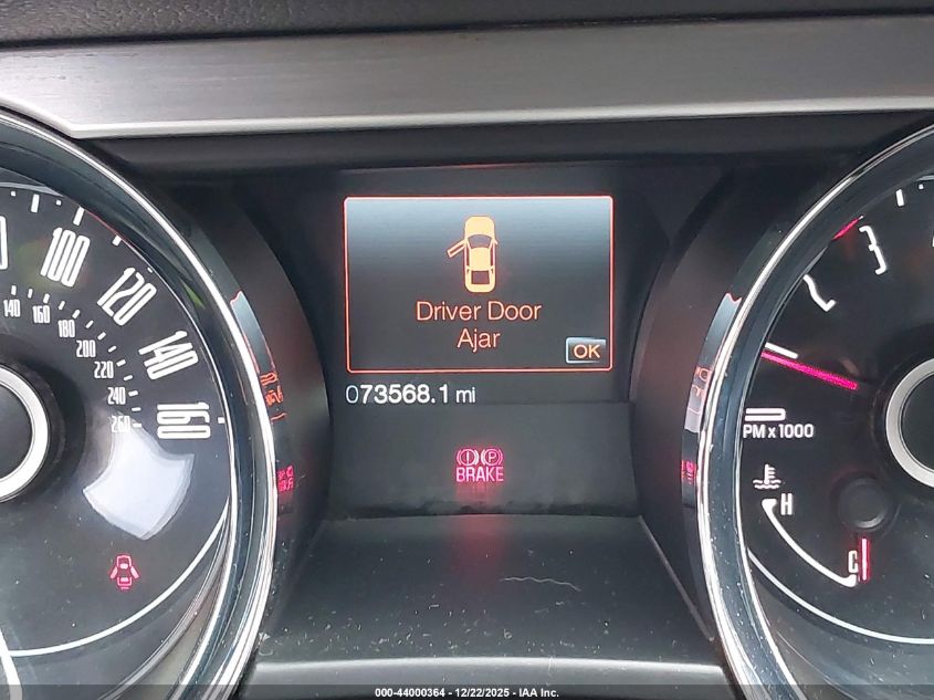 2014 Ford Mustang V6 Premium VIN: 1ZVBP8EM7E5275628 Lot: 44000364