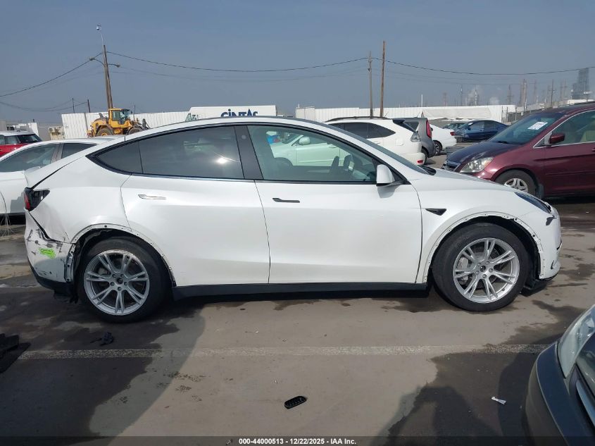 2022 Tesla Model Y Long Range Dual Motor All-Wheel Drive VIN: 7SAYGDEE4NF546564 Lot: 44000513