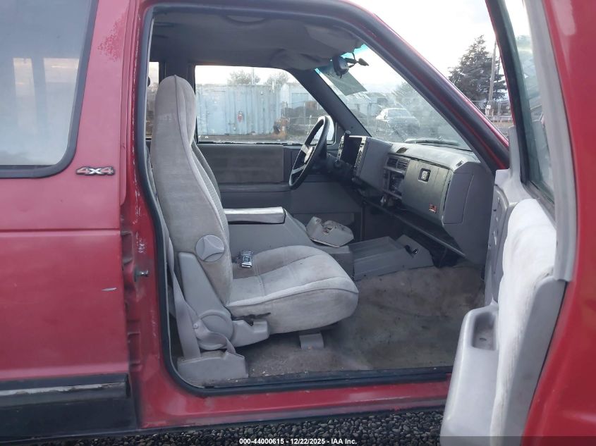 1994 Chevrolet Blazer S10 VIN: 1GNDT13W5R0177873 Lot: 44000615