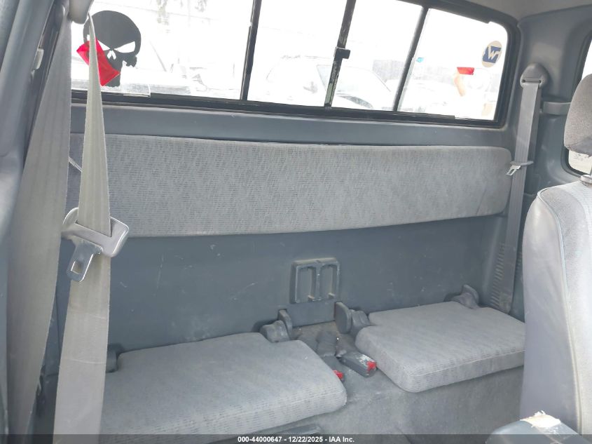 1999 Toyota Tacoma VIN: 4TAVL52N2XZ423330 Lot: 44000647