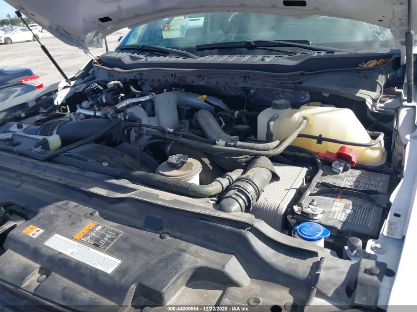 2024 Ford F-350 Xlt VIN: 1FT8W3DT2REE10810 Lot: 44000654