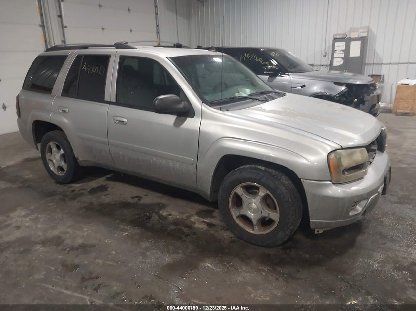 1GNDT13S882111799 2008 Chevrolet Trailblazer Lt auction photo 1