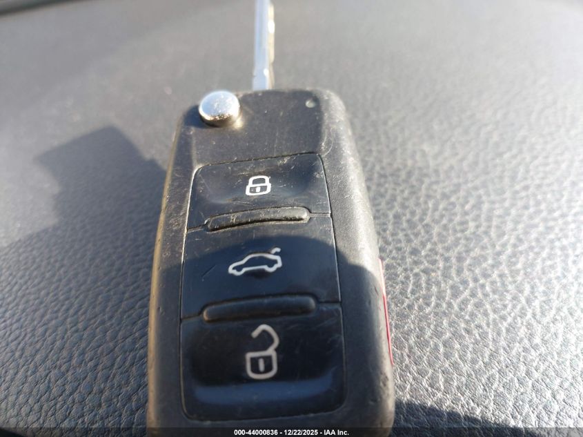 2012 Volkswagen Passat 2.5L Se VIN: 1VWBP7A31CC095089 Lot: 44000836