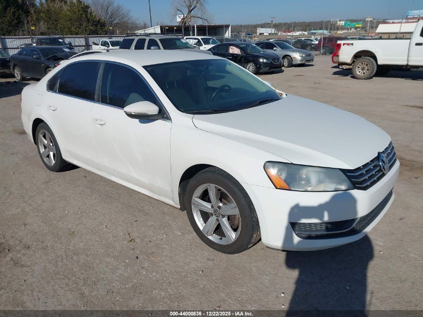 2012 Volkswagen Passat 2.5L Se VIN: 1VWBP7A31CC095089 Lot: 44000836