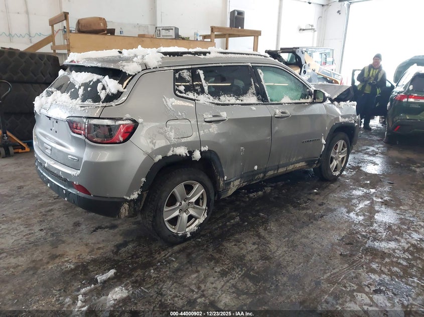 2022 Jeep Compass Latitude 4X4