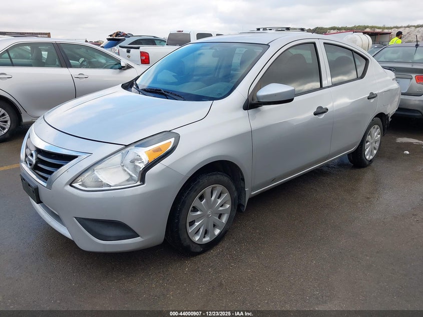 2019 Nissan Versa 1.6 S