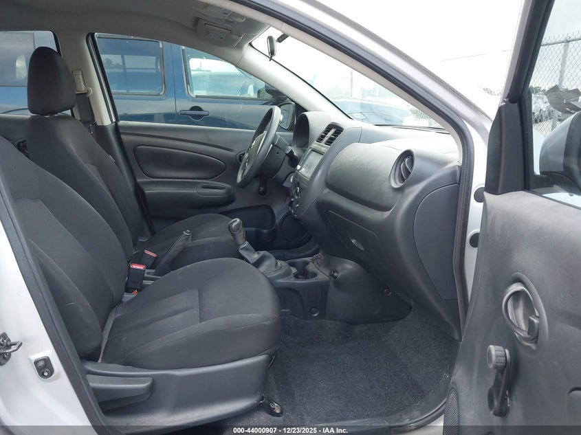 2019 Nissan Versa 1.6 S