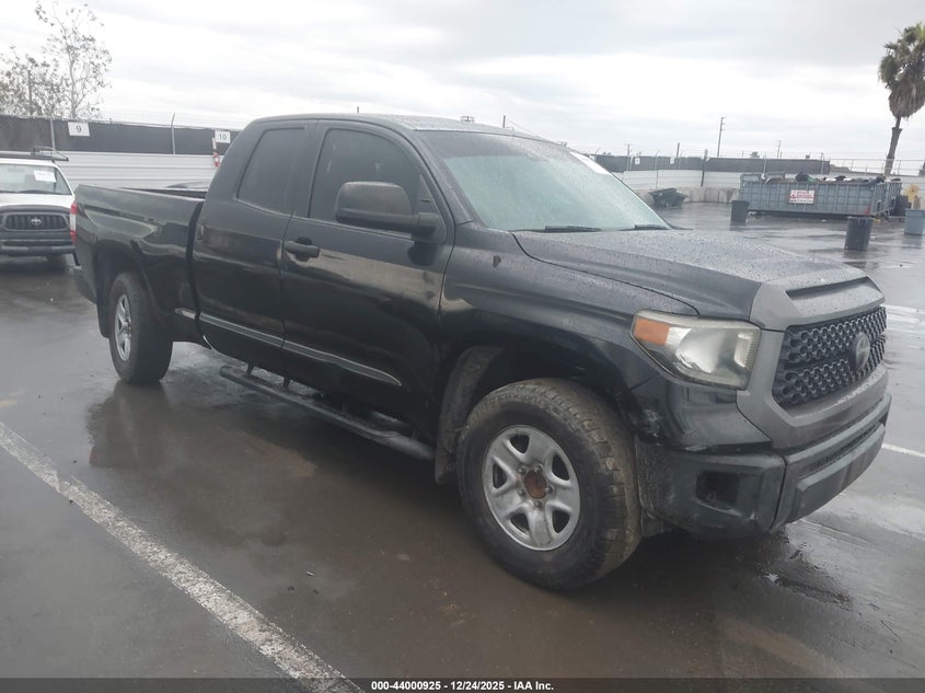 5TFRM5F1XJX128960 2018 Toyota Tundra Sr 4.6L V8 auction photo 1