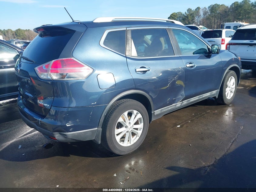 2016 Nissan Rogue Sv