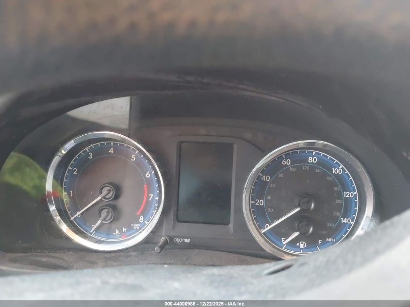 2018 Toyota Corolla Le VIN: 5YFBURHE6JP743996 Lot: 44000988