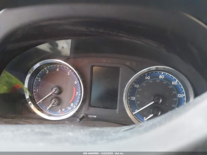 2018 Toyota Corolla Le VIN: 5YFBURHE6JP743996 Lot: 44000988