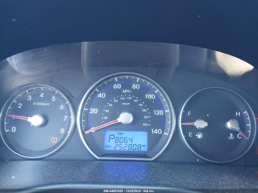 2010 Hyundai Santa Fe Gls VIN: 5NMSG3ABXAH383579 Lot: 44001020