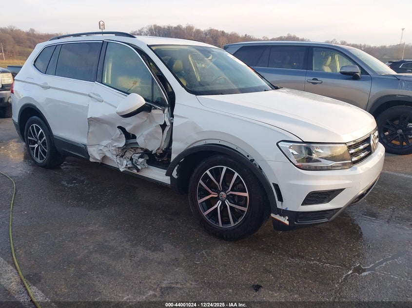 2021 Volkswagen Tiguan 2.0T Se/2.0T Se R-Line Black/2.0T Sel