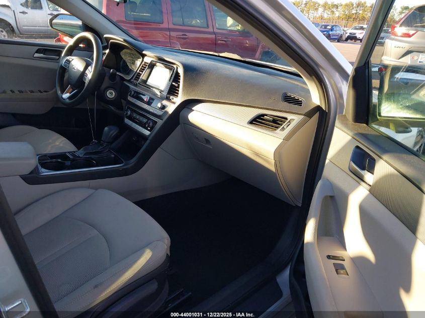 2019 Hyundai Sonata Se VIN: 5NPE24AF2KH790708 Lot: 44001031