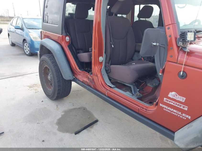 2014 Jeep Wrangler Unlimited Sport VIN: 1C4BJWDG1EL270330 Lot: 44001047