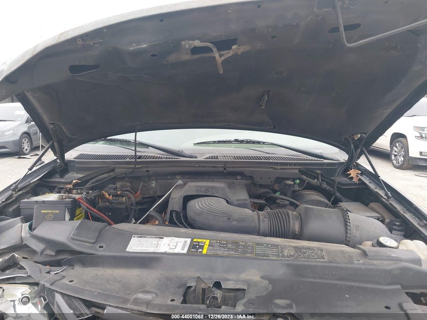 2002 Ford F-150 Lariat/Xlt VIN: 1FTRW08L62KB81617 Lot: 44001068