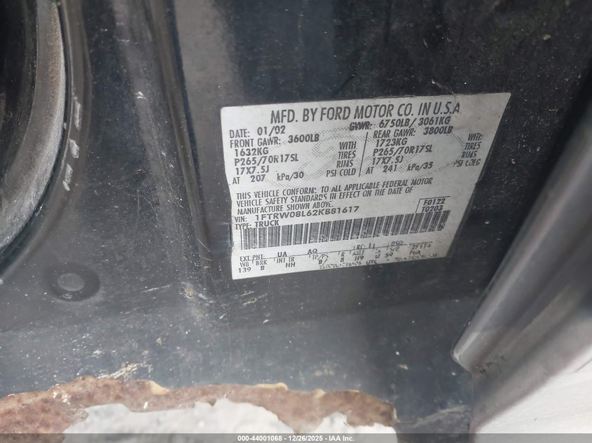 2002 Ford F-150 Lariat/Xlt VIN: 1FTRW08L62KB81617 Lot: 44001068