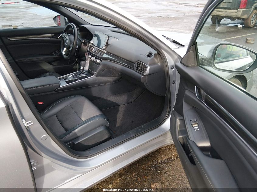 2018 Honda Accord Sport VIN: 1HGCV1F33JA176902 Lot: 44001113