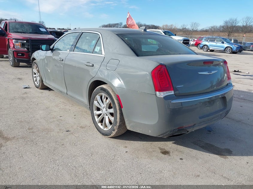 2017 Chrysler 300 Limited Awd