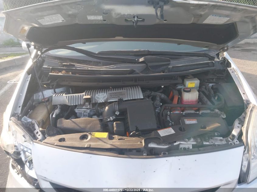 2015 Toyota Prius Two VIN: JTDKN3DU6F1935728 Lot: 44001172